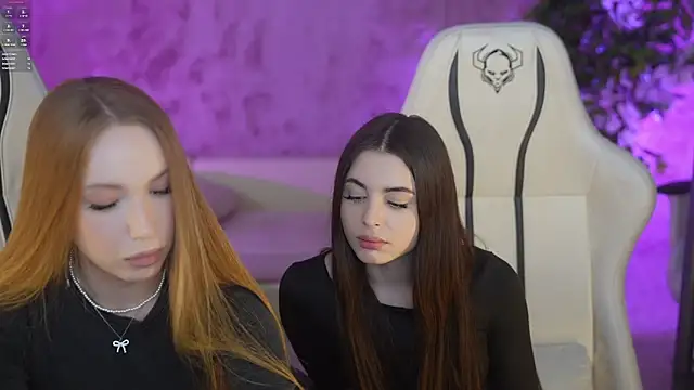 Snapshot of Linda054 chatting on 03-14-25, 03:36 Linda054 online show from 03-14-25, 03:36