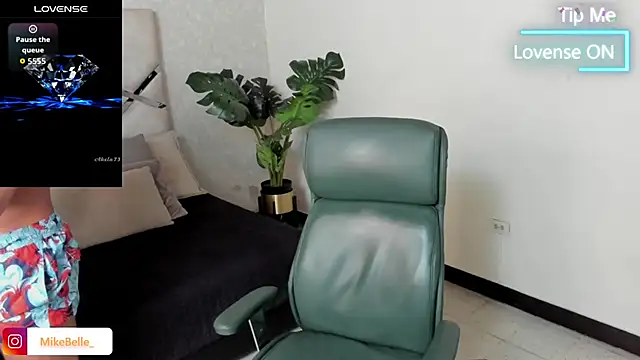 mike belle online show from 10-23-25, 08:51