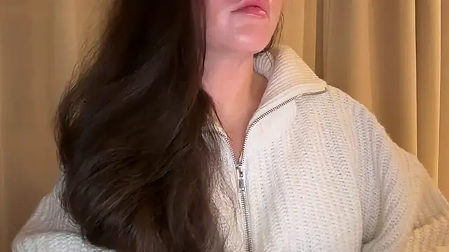 Snapshot of Sandysecret chatting on 01-18-26, 08:34 Sandysecret online show from 01-18-26, 08:34