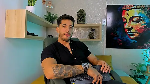 Snapshot of Nate_franco chatting on 10-30-25, 04:25 Nate franco online show from 10-30-25, 04:25