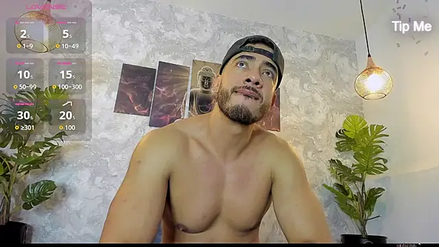 Snapshot of Nate_franco chatting on 11-14-25, 04:44 Nate franco online show from 11-14-25, 04:44