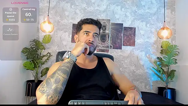 Snapshot of Nate_franco chatting on 11-17-25, 07:14 Nate franco online show from 11-17-25, 07:14