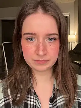 nerdynina online show from 11-27-25, 11:29