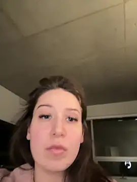 nerdynina online show from 12-21-25, 12:29