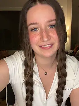 nerdynina online show from 03-08-26, 03:21