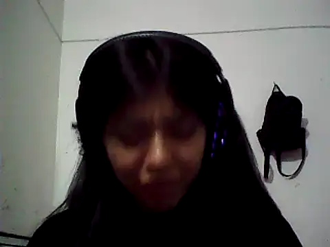 Snapshot of chinanochina chatting on 03-13-25, 03:33 chinanochina online show from 03-13-25, 03:33