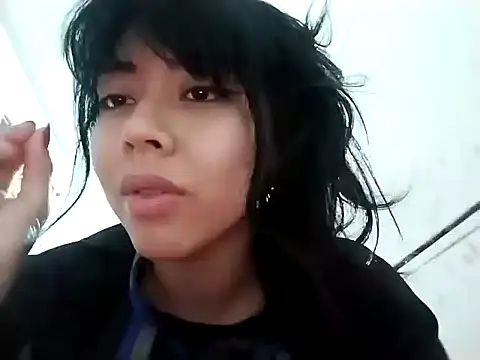 Snapshot of chinanochina chatting on 09-21-25, 04:25 chinanochina online show from 09-21-25, 04:25
