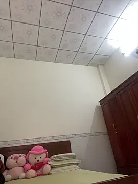    Erin    online show from 04-13-26, 02:28