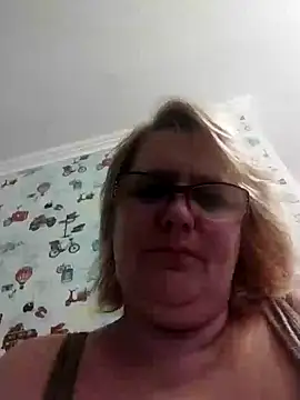 Forest-Lady online show from 01-11-25, 01:11