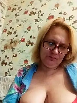 Forest-Lady online show from 09-25-25, 03:38