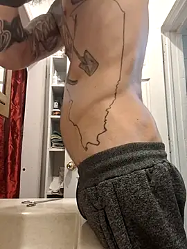 Snapshot of Robriguezxxx chatting on 01-01-25, 08:35 Robriguezxxx online show from 01-01-25, 08:35