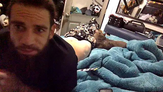 Snapshot of Robriguezxxx chatting on 01-07-25, 06:38 Robriguezxxx online show from 01-07-25, 06:38