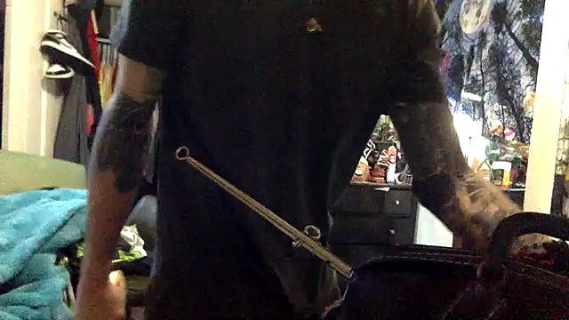 Snapshot of Robriguezxxx chatting on 01-21-25, 09:36 Robriguezxxx online show from 01-21-25, 09:36