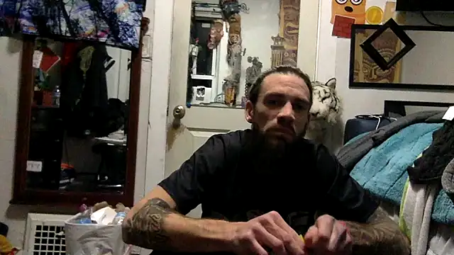 Snapshot of Robriguezxxx chatting on 01-30-25, 04:06 Robriguezxxx online show from 01-30-25, 04:06