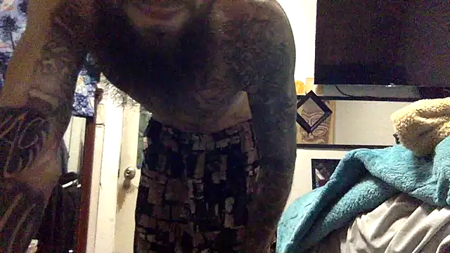 Snapshot of Robriguezxxx chatting on 02-03-25, 03:53 Robriguezxxx online show from 02-03-25, 03:53