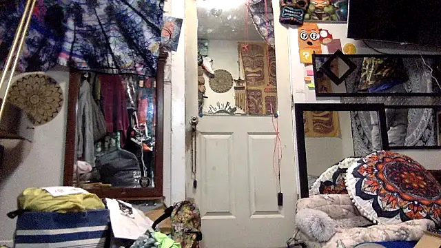 Snapshot of Robriguezxxx chatting on 10-25-25, 01:02 Robriguezxxx online show from 10-25-25, 01:02