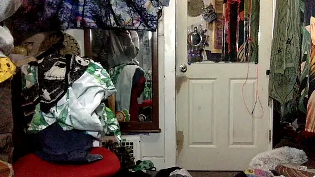 Snapshot of Robriguezxxx chatting on 11-10-25, 03:05 Robriguezxxx online show from 11-10-25, 03:05