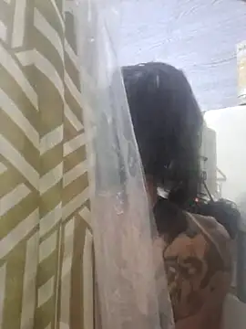 Snapshot of Robriguezxxx chatting on 11-20-25, 06:13 Robriguezxxx online show from 11-20-25, 06:13