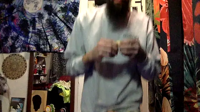 Snapshot of Robriguezxxx chatting on 11-29-25, 06:05 Robriguezxxx online show from 11-29-25, 06:05