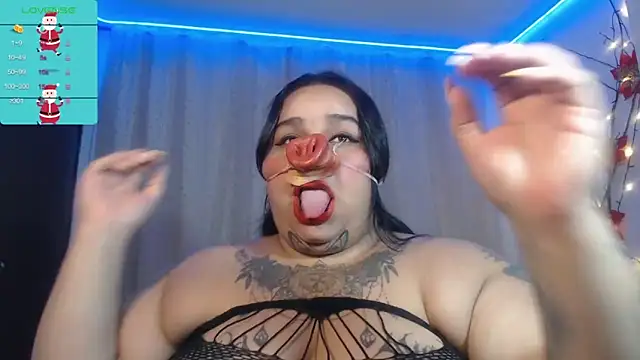 Snapshot of VeronikCuhubby chatting on 12-30-24, 11:59 VeronikCuhubby online show from 12-30-24, 11:59