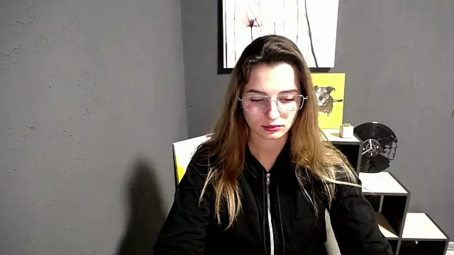 lady olivia  online show from 12-03-25, 02:04