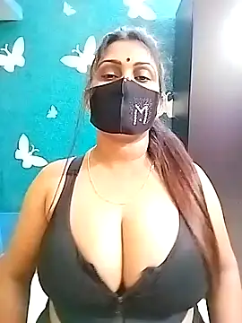 Snapshot of Riya_Sexy_Baby chatting on 11-07-25, 05:29 Riya Sexy Baby online show from 11-07-25, 05:29