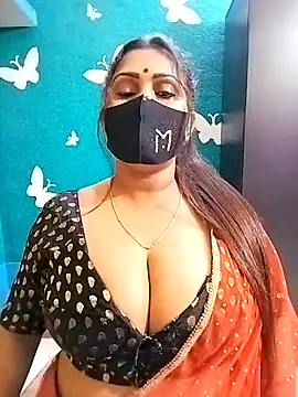 Snapshot of Riya_Sexy_Baby chatting on 11-11-25, 02:06 Riya Sexy Baby online show from 11-11-25, 02:06