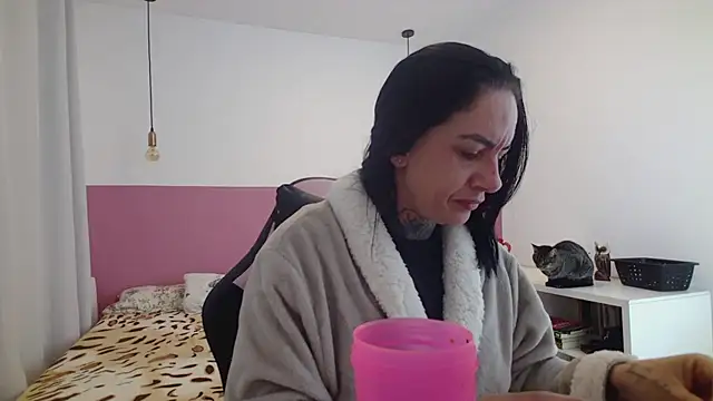 YasmimBrasil online show from 07-07-26, 06:05