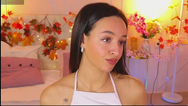 Lolly Neal online show from 11-13-25, 04:55