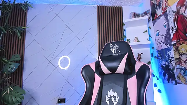 Snapshot of Victoria_Adams14 chatting on 02-20-25, 12:25 Victoria Adams14 online show from 02-20-25, 12:25