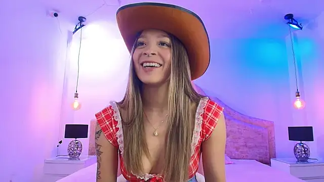 Victoria Adams14 online show from 04-18-26, 04:38