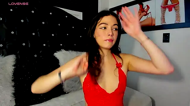 Snapshot of diana_queen_ chatting on 01-14-25, 08:59 diana queen online show from 01-14-25, 08:59
