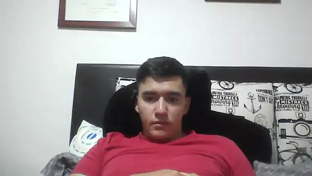 Snapshot of Estebitan_vm chatting on 04-13-26, 03:01 Estebitan vm online show from 04-13-26, 03:01