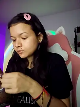 azumiichan online show from 02-11-25, 04:01