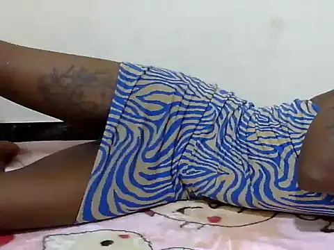 Snapshot of Sexy_kienyeji chatting on 02-09-25, 10:32 Sexy kienyeji online show from 02-09-25, 10:32