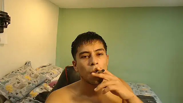 Snapshot of danielitopapuu chatting on 06-26-26, 07:07 danielitopapuu online show from 06-26-26, 07:07
