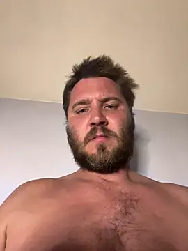 Snapshot of Brando2585 chatting on 11-14-25, 02:32 Brando2585 online show from 11-14-25, 02:32