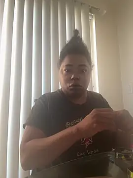 JCCaramelbarbie1 online show from 05-09-26, 11:59