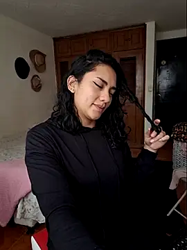 Thaliacooper  online show from 03-06-25, 05:43