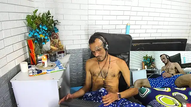GeorgeZarrate online show from 07-11-26, 03:53