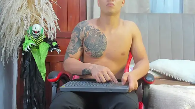 angel adamx online show from 10-18-25, 03:31