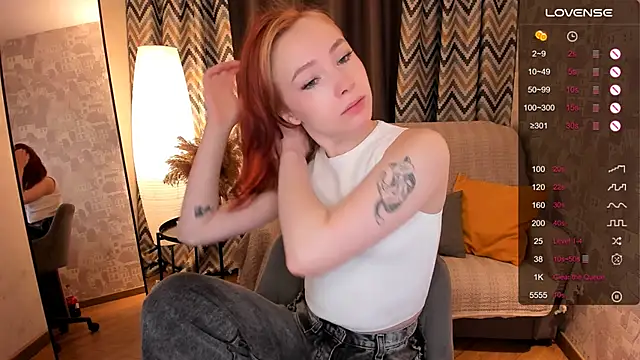 LanaBlu  online show from 02-04-25, 02:17