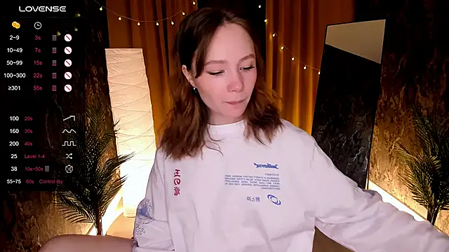 LanaBlu  online show from 11-11-25, 02:22