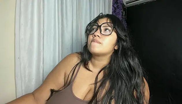 Snapshot of AvrilRizoX chatting on 05-03-26, 10:16 AvrilRizoX online show from 05-03-26, 10:16