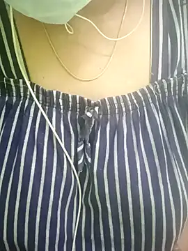 Snapshot of Aishu-tamil09 chatting on 01-23-25, 11:26 Aishu-tamil09 online show from 01-23-25, 11:26