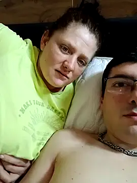 Snapshot of Coupleforever2 chatting on 01-03-25, 08:54 Coupleforever2 online show from 01-03-25, 08:54