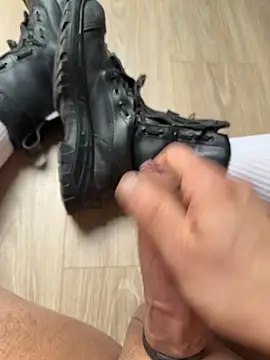 Snapshot of dickshome chatting on 11-07-25, 09:42 dickshome online show from 11-07-25, 09:42