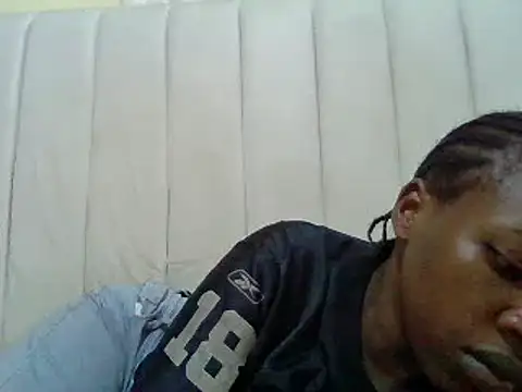 Queen loveer online show from 03-14-25, 04:40