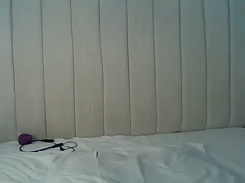 Queen loveer online show from 06-09-26, 08:20