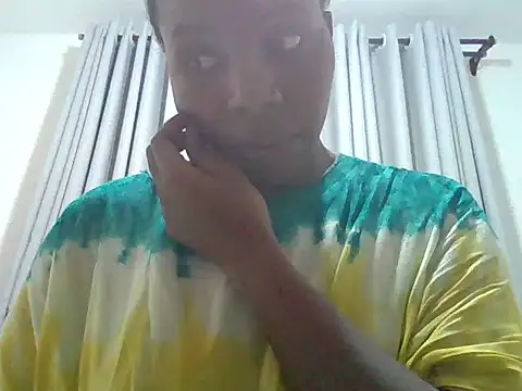 Queen loveer online show from 07-01-26, 10:09